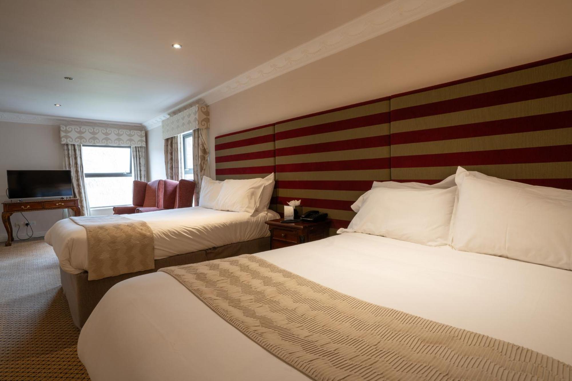 Waterton Park Hotel Вэйкфильд Экстерьер фото