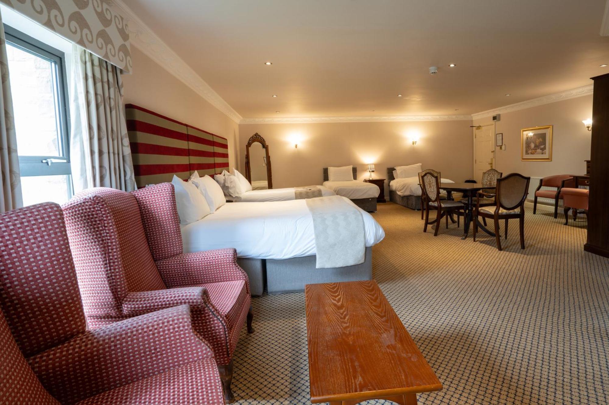 Waterton Park Hotel Вэйкфильд Экстерьер фото