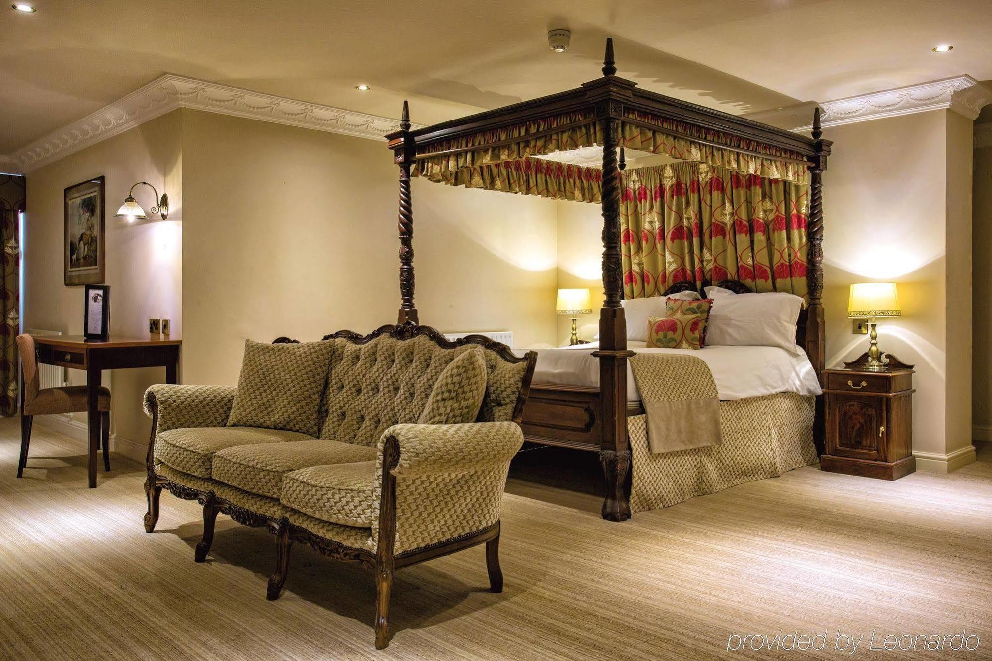 Waterton Park Hotel Вэйкфильд Экстерьер фото
